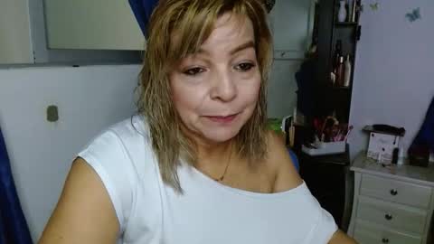 Cecilia online show from 02/18/26, 02:13