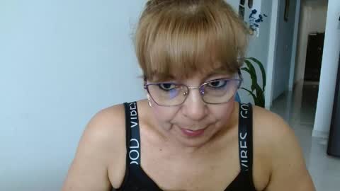 Cecilia online show from 05/15/26, 06:48