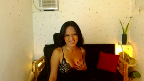 Snapshot of maturity_mommy_intown chatting on 09/14/25, 08:46 maturity_mommy_intown online show from 09/14/25, 08:46