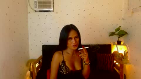 Snapshot of maturity_mommy_intown chatting on 10/13/25, 09:48 maturity_mommy_intown online show from 10/13/25, 09:48