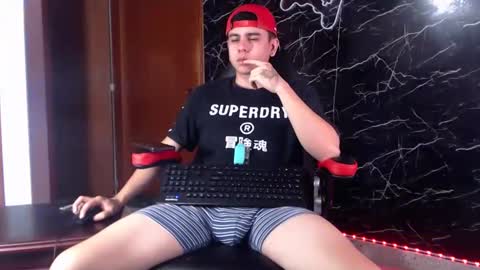 Matias online show from 01/22/25, 01:11