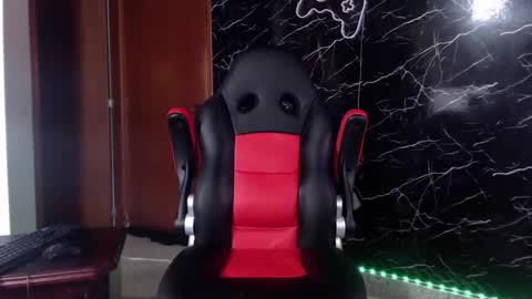 Matias online show from 02/03/25, 09:19