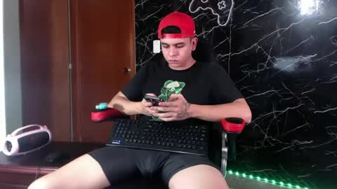 Matias online show from 02/07/25, 02:15