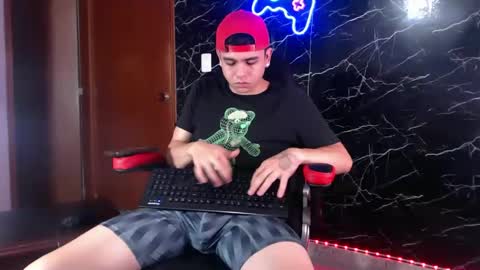 Matias online show from 02/13/25, 09:41