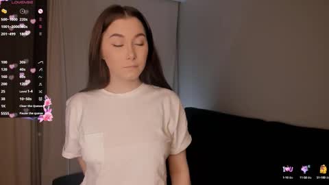 Lucy online show from 09/30/25, 03:06