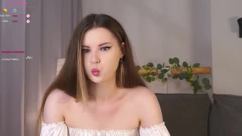 Lily online show from 09/11/25, 03:56