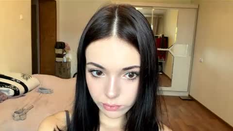 Lina online show from 07/12/26, 06:37