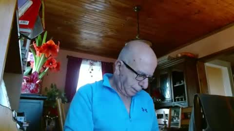 Snapshot of mauriceandre chatting on 01/06/25, 03:19 Maurice online show from 01/06/25, 03:19