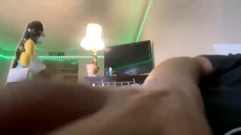 Snapshot of maurijuanaaz chatting on 09/11/25, 10:10 maurijuanaaz online show from 09/11/25, 10:10