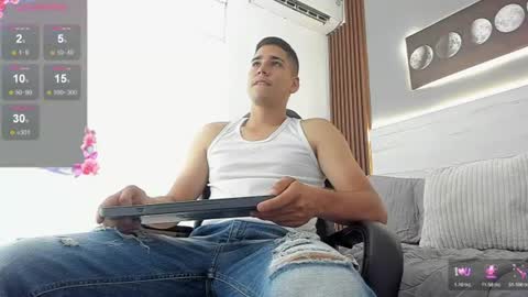 Snapshot of mauro_boy chatting on 06/10/26, 07:57 mauro_boy online show from 06/10/26, 07:57