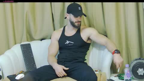 mauro_real_man online show from 10/27/25, 06:45