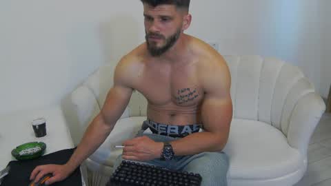 mauro_real_man online show from 06/07/26, 04:22