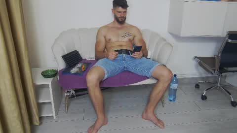 mauro_real_man online show from 07/04/26, 05:52
