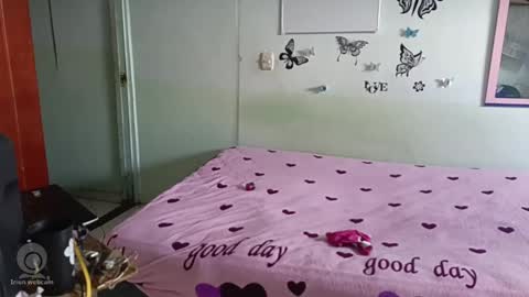 Snapshot of mauroluxandra chatting on 02/16/25, 04:10 mauroluxandra online show from 02/16/25, 04:10