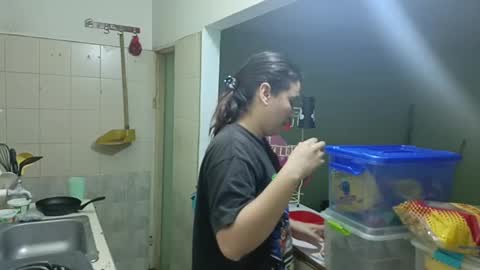 Snapshot of mauroluxandra chatting on 02/21/25, 10:50 mauroluxandra online show from 02/21/25, 10:50