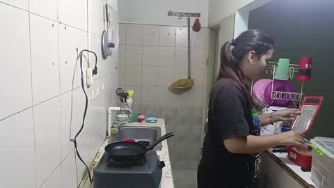 Snapshot of mauroluxandra chatting on 02/24/25, 11:10 mauroluxandra online show from 02/24/25, 11:10