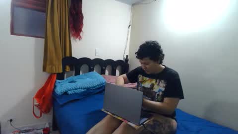 mauroluxandra online show from 06/08/26, 05:35