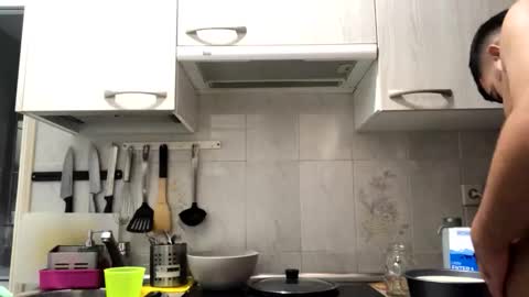 mauroo2025 online show from 10/02/25, 07:54