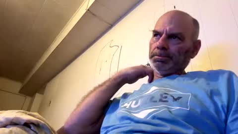 Snapshot of maverick7000 chatting on 11/22/25, 01:54 maverick7000 online show from 11/22/25, 01:54