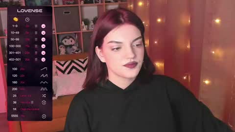 Snapshot of mavis_crystal chatting on 12/11/24, 09:55 Mavis online show from 12/11/24, 09:55