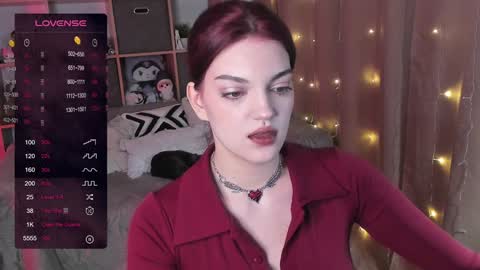 Snapshot of mavis_crystal chatting on 12/20/24, 09:17 Mavis online show from 12/20/24, 09:17