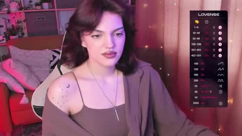 Snapshot of mavis_crystal chatting on 03/07/25, 10:24 Mavis online show from 03/07/25, 10:24