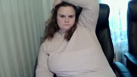 Snapshot of mavka2025 chatting on 09/30/25, 07:13 Mavka2025 online show from 09/30/25, 07:13