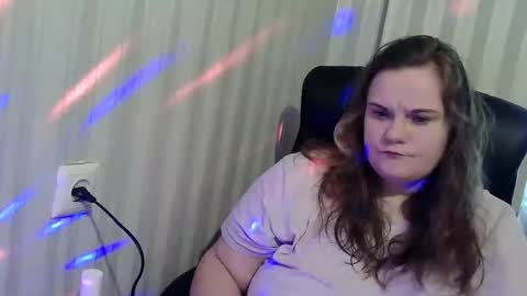 Snapshot of mavka2025 chatting on 10/20/25, 09:43 Mavka2025 online show from 10/20/25, 09:43