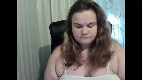 Snapshot of mavka2025 chatting on 10/24/25, 09:28 Mavka2025 online show from 10/24/25, 09:28