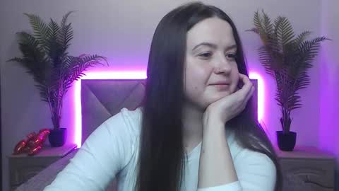 Snapshot of mavkacute chatting on 10/10/25, 06:40 MavkaCute online show from 10/10/25, 06:40