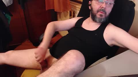 Max online show from 12/20/25, 03:30