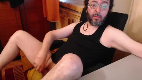 Max online show from 06/09/26, 05:41