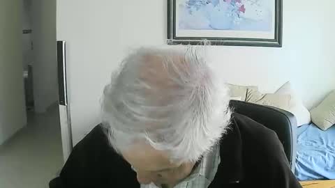 max_2017 online show from 06/03/26, 06:57