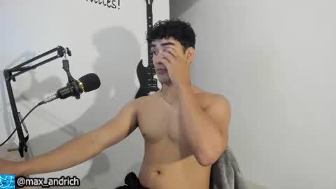 Max... online show from 07/10/26, 02:38