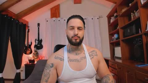 max D. online show from 12/22/25, 11:29