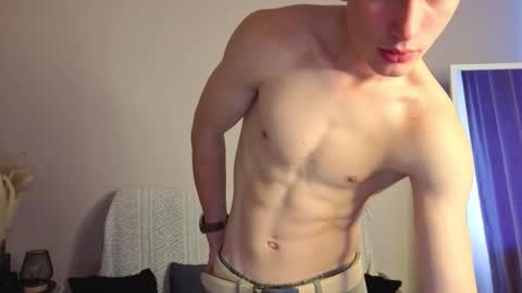 Max online show from 09/19/25, 05:09