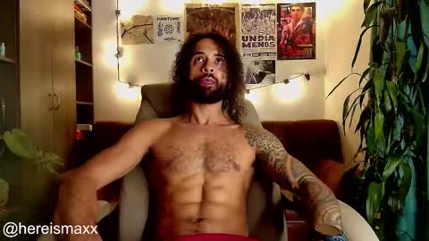 Max Follow me IGX hereismaxx online show from 11/06/25, 08:04