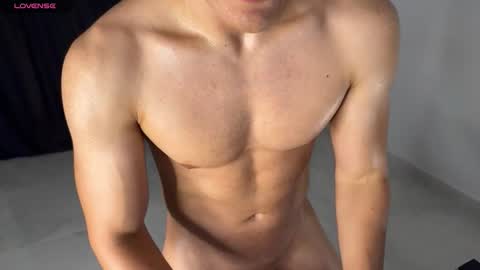 Snapshot of max_lancaster chatting on 10/11/25, 05:11 Max Lancaster online show from 10/11/25, 05:11