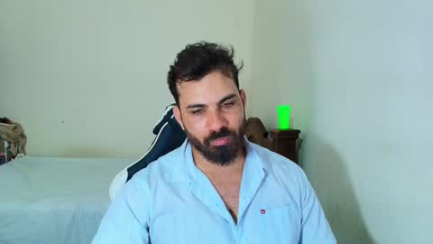 max_love25 online show from 10/22/25, 09:14