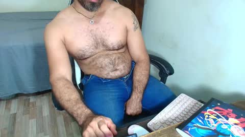 max_love25 online show from 02/19/26, 10:39