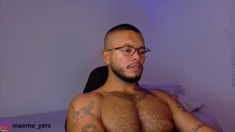 max_meyer online show from 10/11/25, 04:01