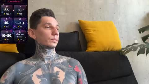    online show from 11/03/25, 05:20