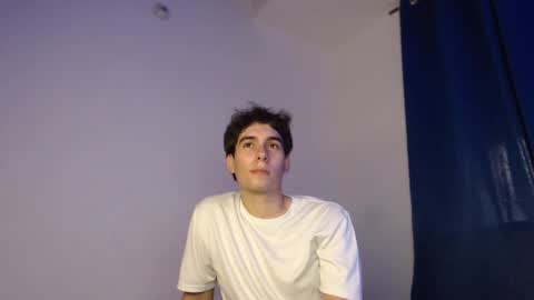 Snapshot of max_snow1616 chatting on 11/08/25, 09:13 max_snow1616 online show from 11/08/25, 09:13