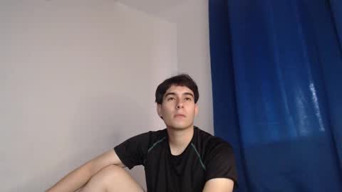 Snapshot of max_snow1616 chatting on 11/26/25, 07:48 max_snow1616 online show from 11/26/25, 07:48