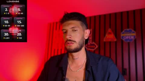 Snapshot of max_tayloor chatting on 11/05/25, 01:49 Max Taylor online show from 11/05/25, 01:49