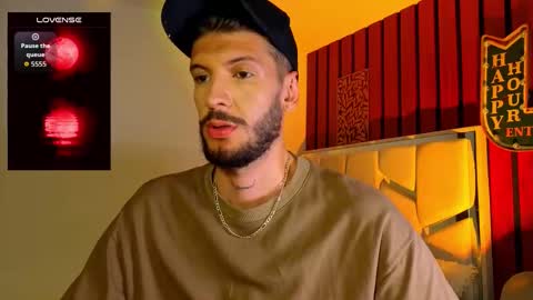 Snapshot of max_tayloor chatting on 11/22/25, 01:15 Max Taylor online show from 11/22/25, 01:15