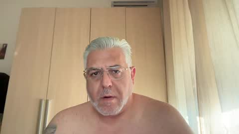 Snapshot of maxbillo chatting on 07/12/26, 04:42 maxbillo online show from 07/12/26, 04:42