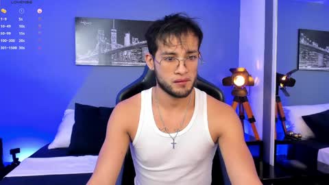 Snapshot of maxconor1 chatting on 05/11/26, 11:05 Max Conor online show from 05/11/26, 11:05