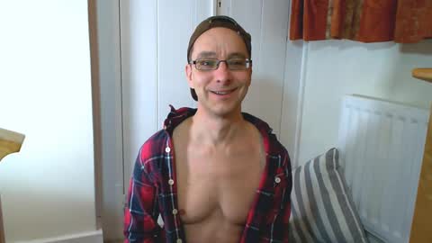 Max Davies online show from 02/15/25, 11:39