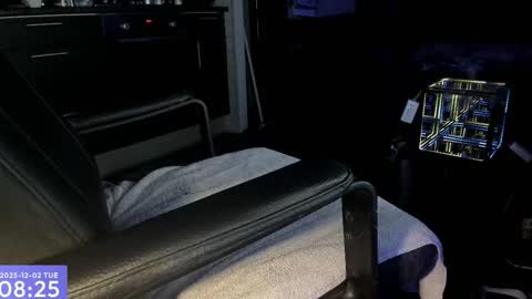 Snapshot of maxel_f chatting on 12/02/25, 07:25 Maxel F online show from 12/02/25, 07:25